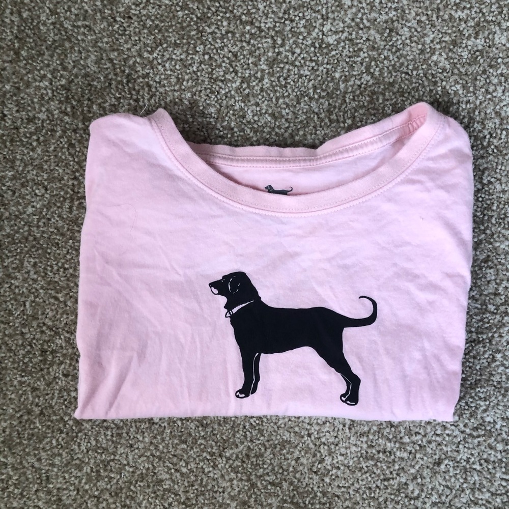 The Black Dog pink t-shirt 💘